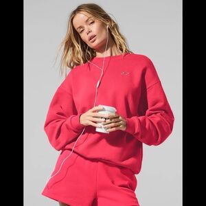 AUTHENTIC NWT ALO Accolade Sweatshirt